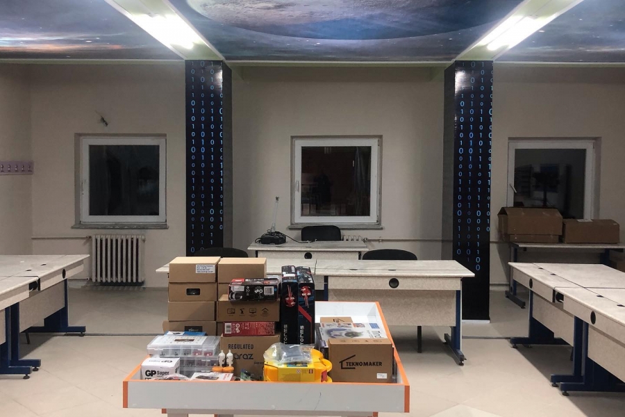 Emet İlçe Milli Eğitim Müdürlüğü Robotik Kodlama Atölyesi 