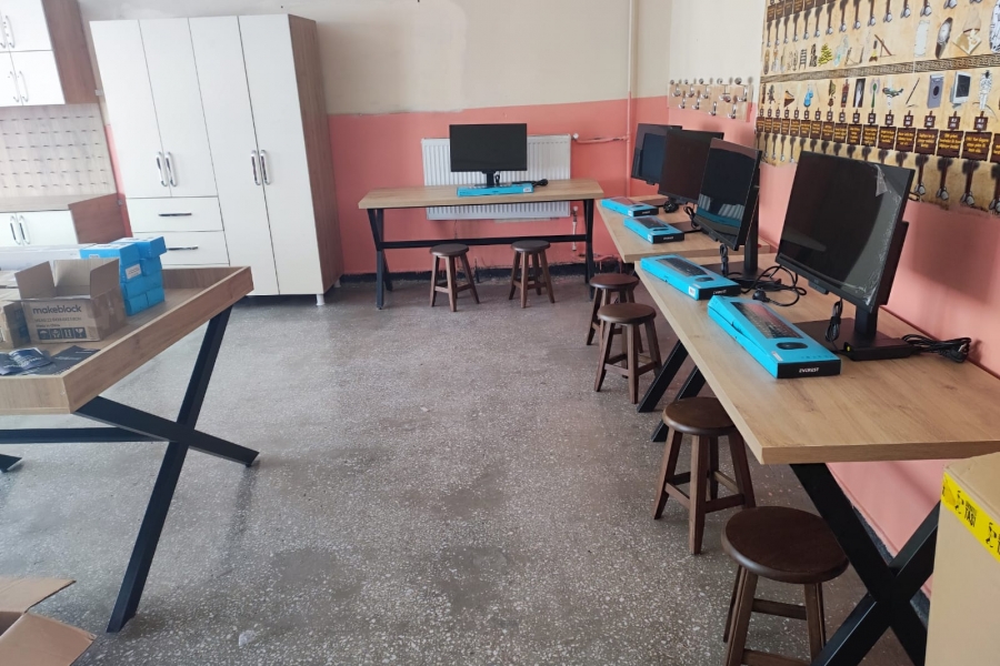 Hakkari İl Milli Eğitim Müdürlüğü Yazılım ve Tasarım Atölyesi  