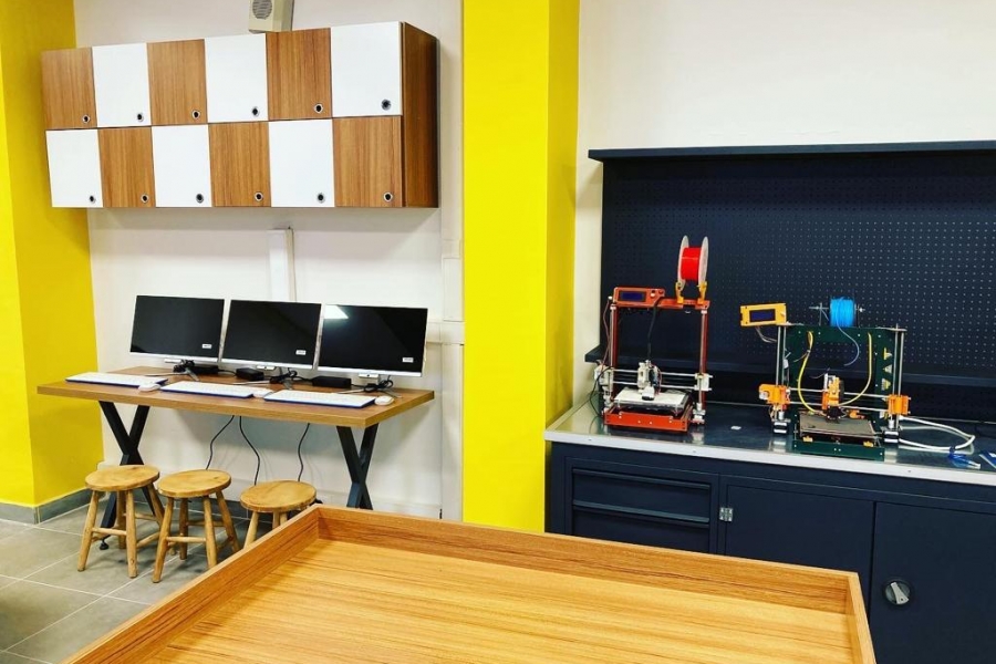 Kapaklı Belediyesi Ortaokulu Yazılım ve Tasarım Atölyesi 